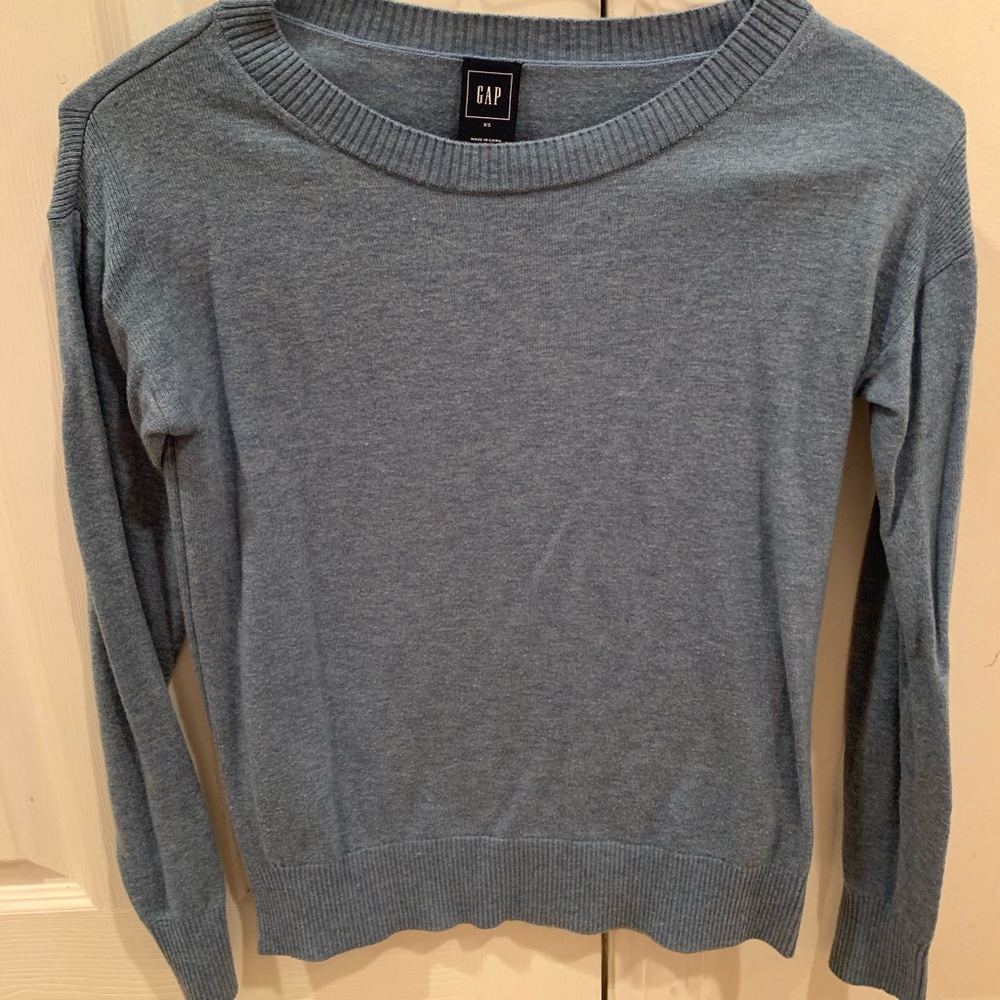 Light blue Gap sweater